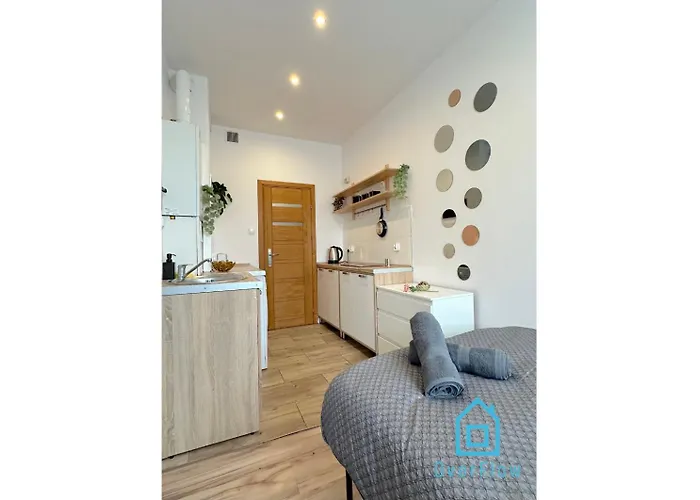 Birch Studio- Peaceful Retreat, 10 Minutes To Gdansk Old Town & Seaside